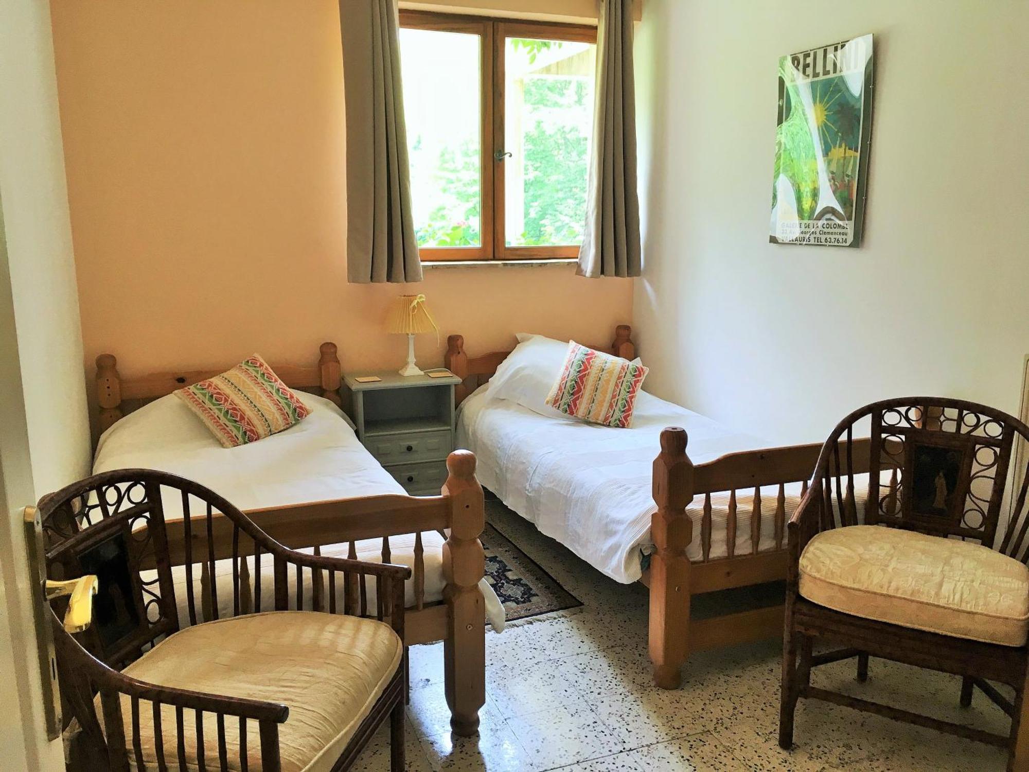 Chateau Du Fraissinet, 6 Gites Sleeping 2-8 Guests, Pool And River On Site La Tronche  エクステリア 写真