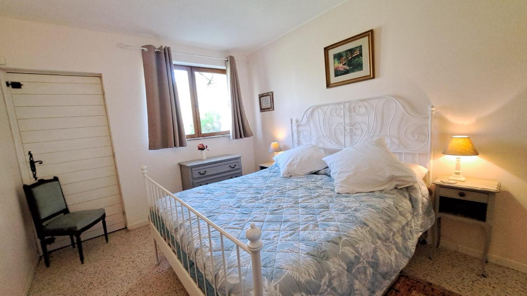 Chateau Du Fraissinet, 6 Gites Sleeping 2-8 Guests, Pool And River On Site La Tronche  エクステリア 写真